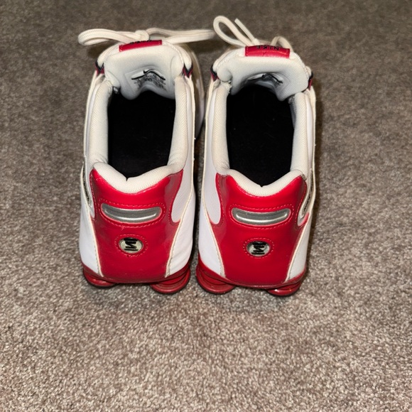 Nike Shox NZ Leather‎ White University Red Mens Running Shoes 378341-110 Size 10 - Picture 3 of 8